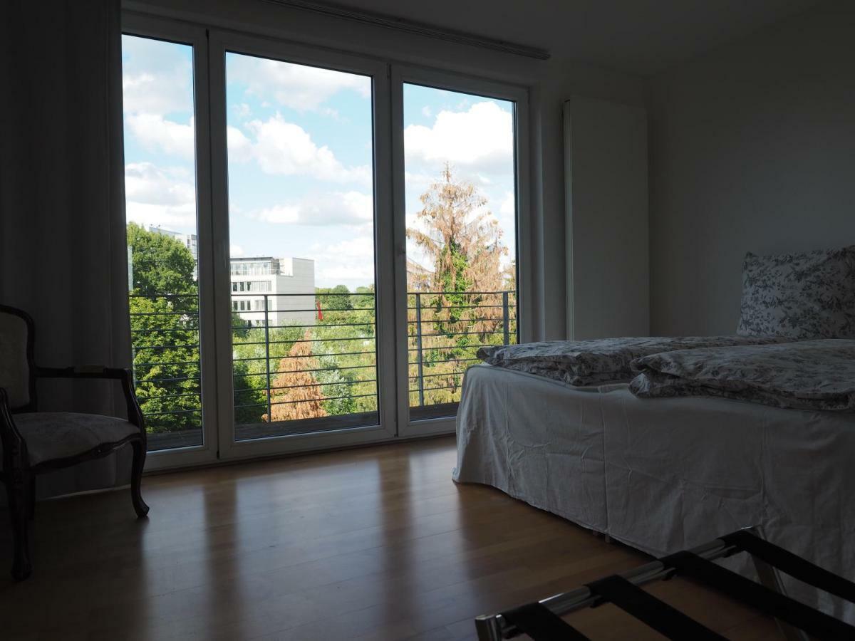 B8 - Just A Private Accommodation Düsseldorf Dış mekan fotoğraf