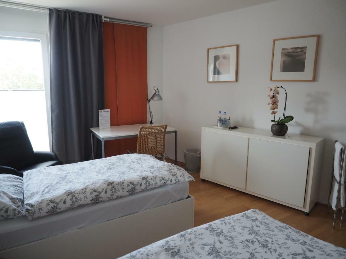 B8 - Just A Private Accommodation Düsseldorf Dış mekan fotoğraf