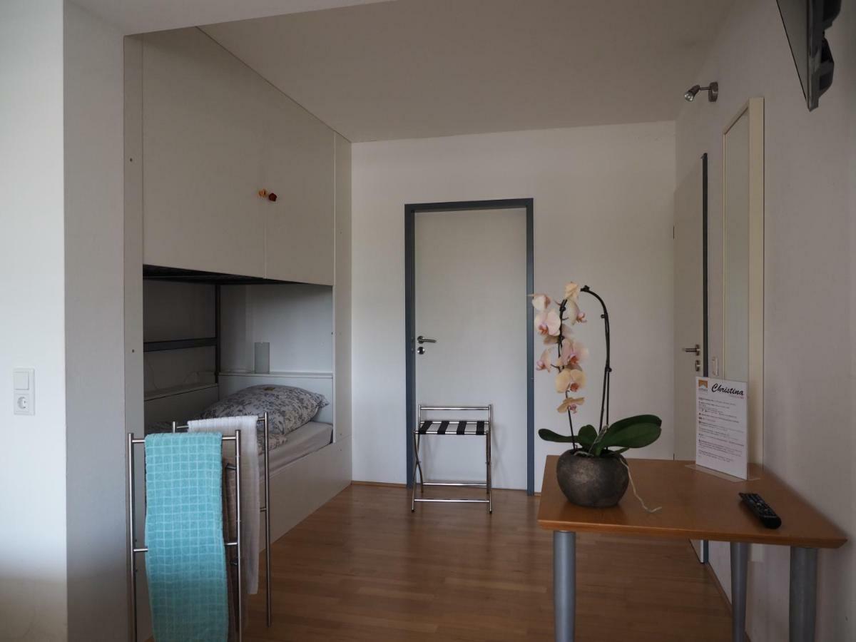B8 - Just A Private Accommodation Düsseldorf Dış mekan fotoğraf
